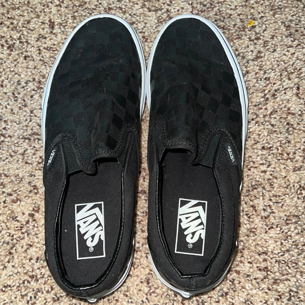 Women’s black checkered Vans size 8